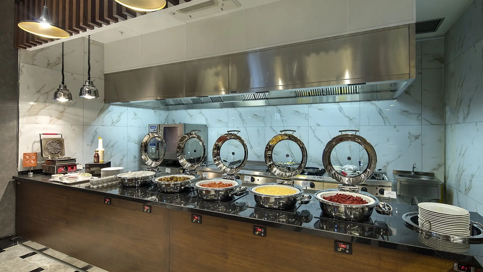Hilton Garden Inn Izmir Bayrakli Hotel